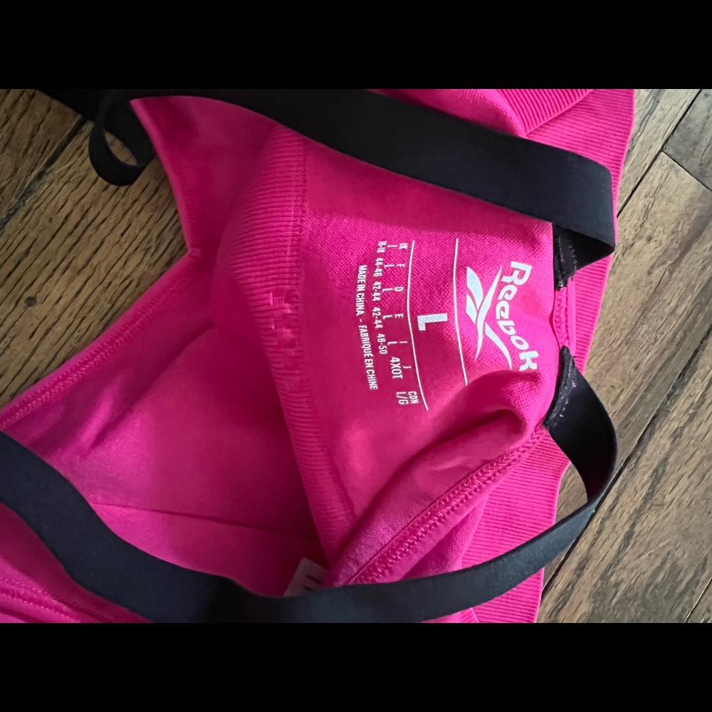 Reebok nursing sports bra size L - Picture 3 of 3